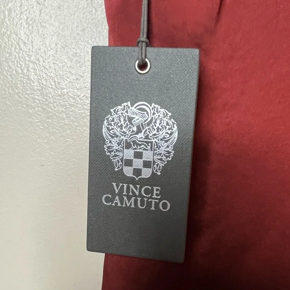 XS Vince Camuto belted satin vest - Picture 6 of 7